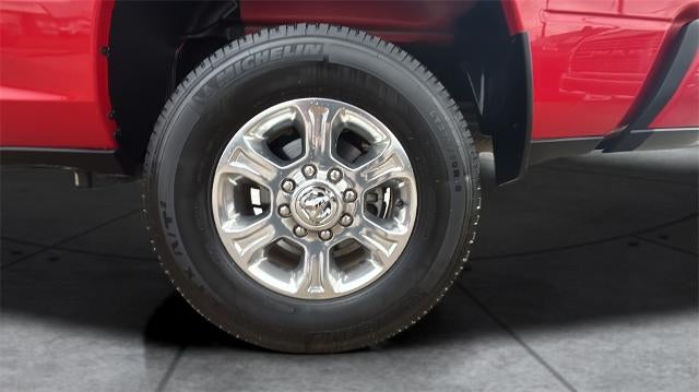 2020 RAM 2500 Big Horn 4x4 Crew Cab 6'4" Box