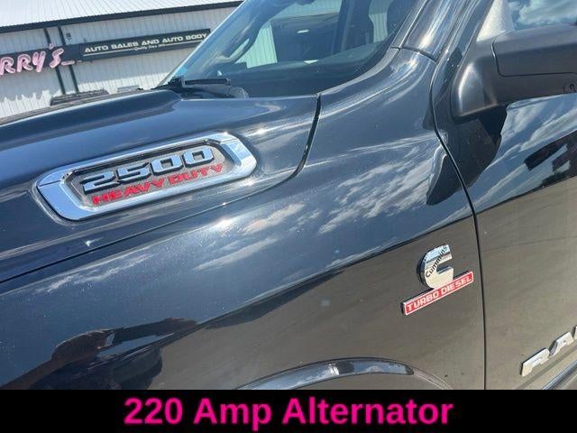 2022 RAM 2500 Laramie 4x4 Crew Cab 6'4" Box