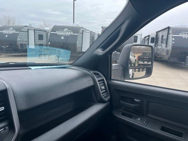 2024 RAM 3500 Chassis Cab Tradesman 4WD Crew Cab 60" CA 172.4" WB