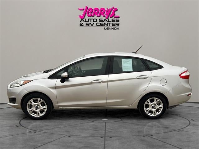 2014 Ford Fiesta 4dr Sdn SE
