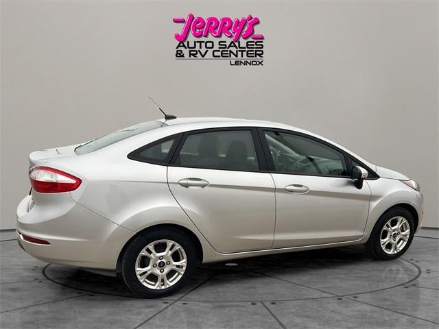 2014 Ford Fiesta 4dr Sdn SE