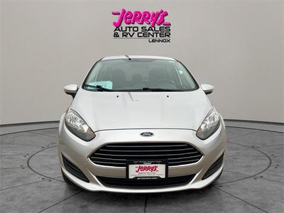 2014 Ford Fiesta 4dr Sdn SE