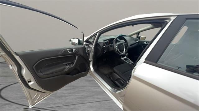 2014 Ford Fiesta 4dr Sdn SE