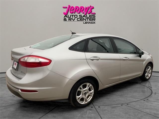 2014 Ford Fiesta 4dr Sdn SE