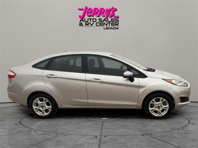 2014 Ford Fiesta 4dr Sdn SE