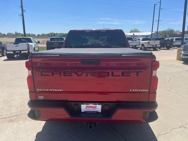 2021 Chevrolet Silverado 1500 Crew Cab Short Box 4-Wheel Drive Custom