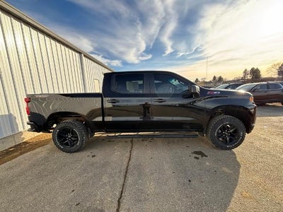 2020 Chevrolet Silverado 1500 Crew Cab Short Box 4-Wheel Drive Custom Trail Boss
