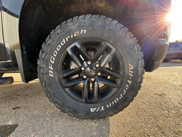 2020 Chevrolet Silverado 1500 Crew Cab Short Box 4-Wheel Drive Custom Trail Boss