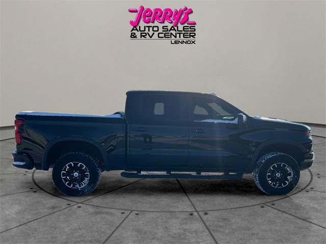 2023 Chevrolet Silverado 1500 Crew Cab Short Box 4-Wheel Drive ZR2