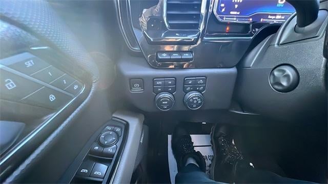 2023 Chevrolet Silverado 1500 Crew Cab Short Box 4-Wheel Drive ZR2