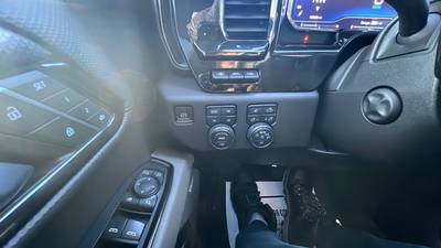 2023 Chevrolet Silverado 1500 Crew Cab Short Box 4-Wheel Drive ZR2