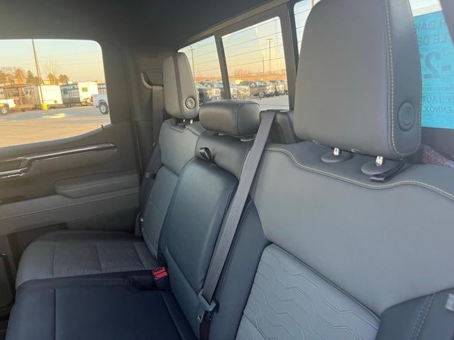 2022 Chevrolet Silverado 1500 Crew Cab Short Box 4-Wheel Drive ZR2