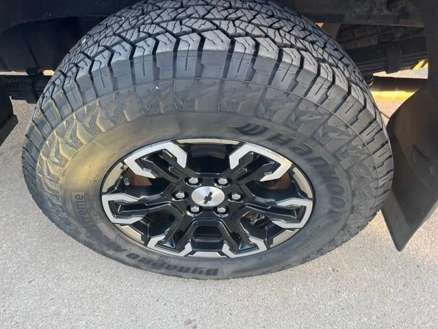 2022 Chevrolet Silverado 1500 Crew Cab Short Box 4-Wheel Drive ZR2