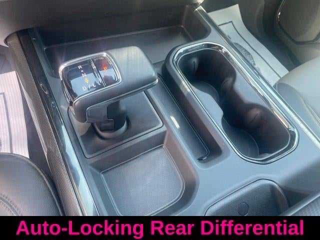 2023 Chevrolet Silverado 1500 Crew Cab Short Box 4-Wheel Drive ZR2