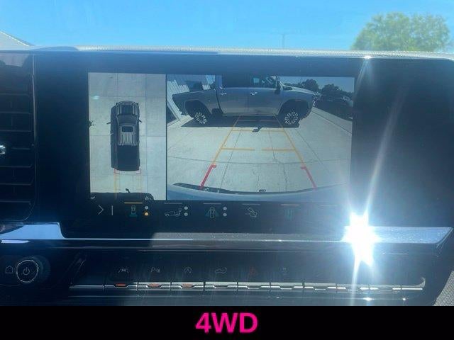 2023 Chevrolet Silverado 1500 Crew Cab Short Box 4-Wheel Drive ZR2