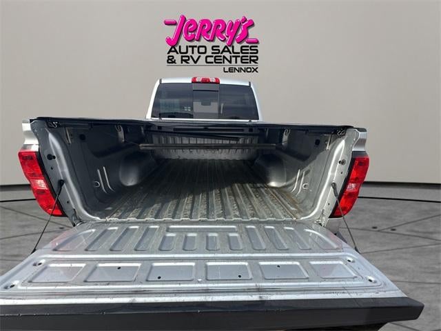 2017 Chevrolet Silverado 1500 Crew Cab Short Box 4-Wheel Drive LT