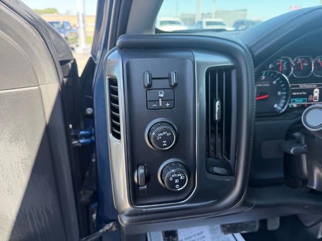 2017 Chevrolet Silverado 1500 Crew Cab Short Box 4-Wheel Drive LTZ Z71