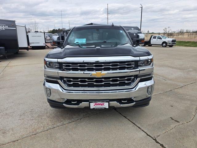 2017 Chevrolet Silverado 1500 Crew Cab Short Box 4-Wheel Drive LTZ