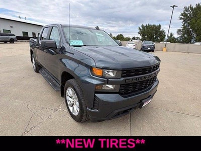 2020 Chevrolet Silverado 1500 Crew Cab Short Box 4-Wheel Drive Custom