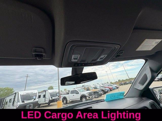 2020 Chevrolet Silverado 1500 Crew Cab Short Box 4-Wheel Drive Custom