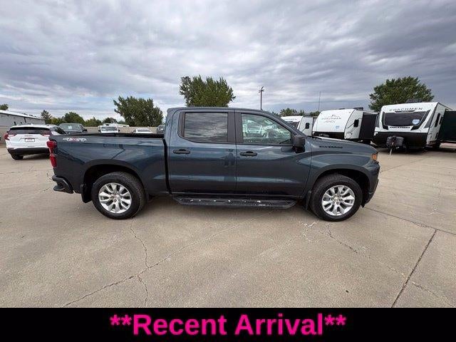2020 Chevrolet Silverado 1500 Crew Cab Short Box 4-Wheel Drive Custom