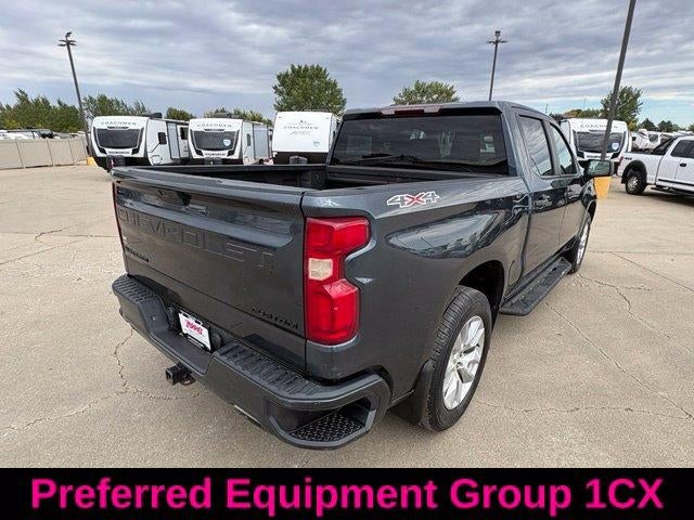 2020 Chevrolet Silverado 1500 Crew Cab Short Box 4-Wheel Drive Custom