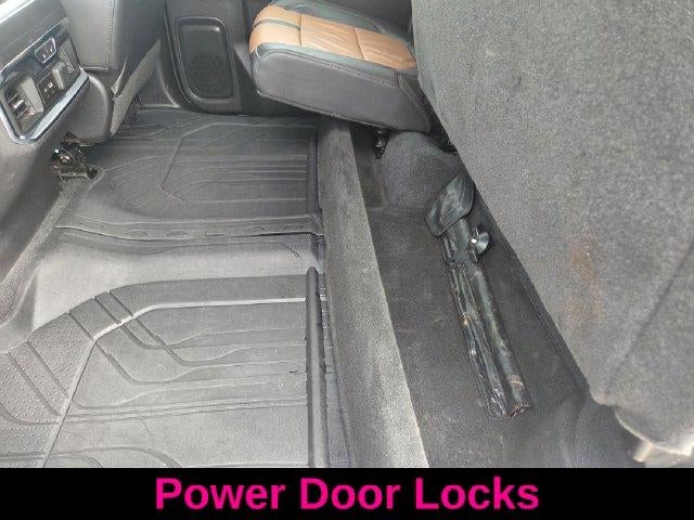 2020 Chevrolet Silverado 1500 Crew Cab Short Box 4-Wheel Drive High Country