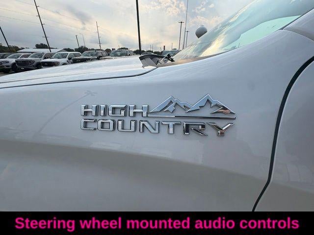 2021 Chevrolet Silverado 1500 Crew Cab Short Box 4-Wheel Drive High Country