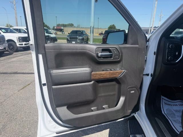 2022 Chevrolet Silverado 1500 LTD Crew Cab Standard Box 4-Wheel Drive High Country