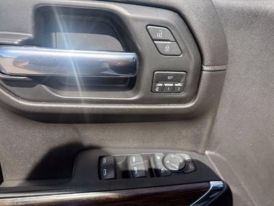 2022 Chevrolet Silverado 1500 LTD Crew Cab Standard Box 4-Wheel Drive High Country