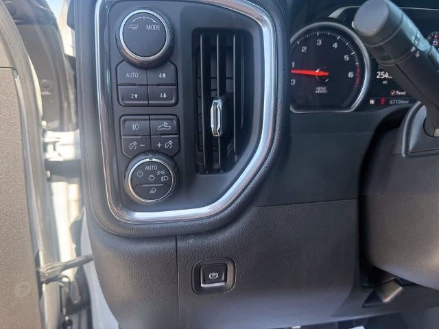 2022 Chevrolet Silverado 1500 LTD Crew Cab Standard Box 4-Wheel Drive High Country