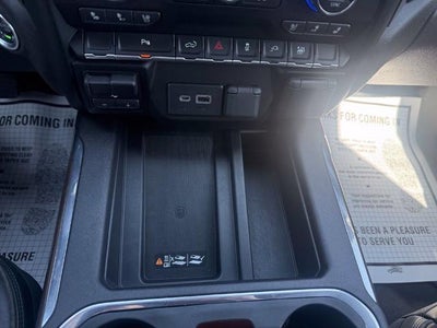 2022 Chevrolet Silverado 1500 LTD Crew Cab Standard Box 4-Wheel Drive High Country