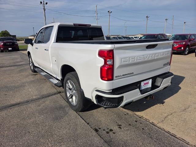 2022 Chevrolet Silverado 1500 LTD Crew Cab Standard Box 4-Wheel Drive High Country