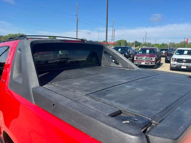 2011 Chevrolet Avalanche 4-Wheel Drive LT