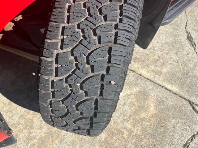 2011 Chevrolet Avalanche 4-Wheel Drive LT