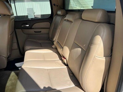 2011 Chevrolet Avalanche 4-Wheel Drive LTZ