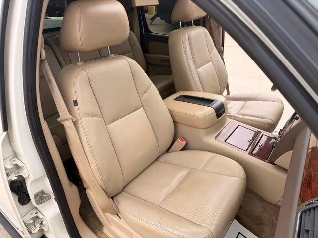 2011 Chevrolet Avalanche 4-Wheel Drive LTZ