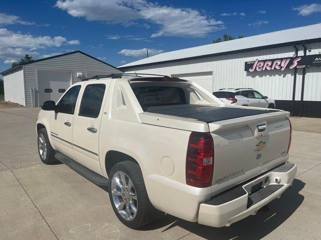 2011 Chevrolet Avalanche 4-Wheel Drive LTZ