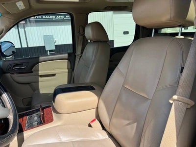 2011 Chevrolet Avalanche 4-Wheel Drive LTZ
