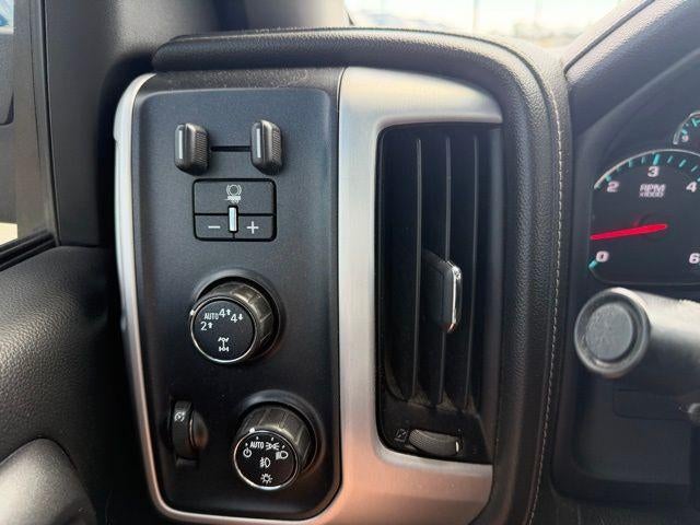 2017 GMC Sierra 1500 Crew Cab Short Box 4-Wheel Drive SLE