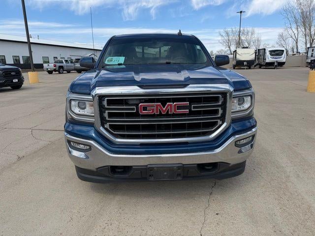 2017 GMC Sierra 1500 Crew Cab Short Box 4-Wheel Drive SLE