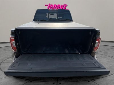 2016 GMC Sierra 1500 Crew Cab Short Box 4-Wheel Drive SLT