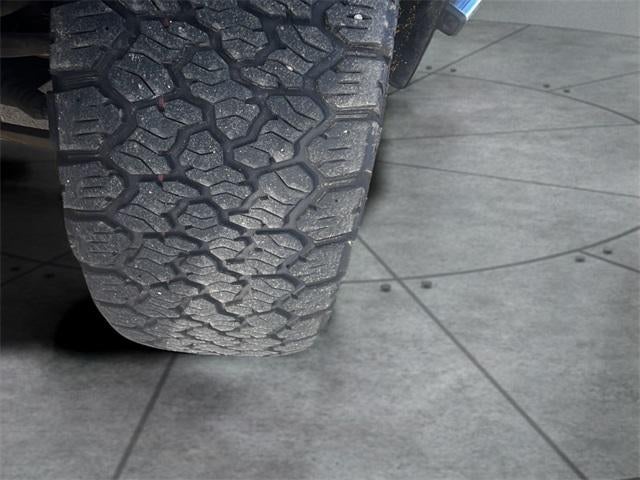 2016 GMC Sierra 1500 Crew Cab Short Box 4-Wheel Drive SLT