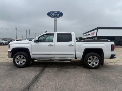 2017 GMC Sierra 1500 Crew Cab Short Box 4-Wheel Drive SLT
