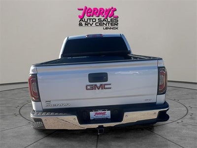 2017 GMC Sierra 1500 Crew Cab Short Box 4-Wheel Drive SLT