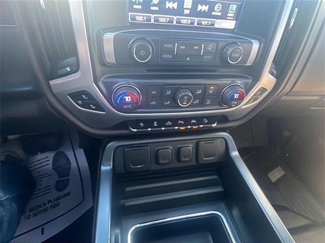 2017 GMC Sierra 1500 Crew Cab Short Box 4-Wheel Drive SLT