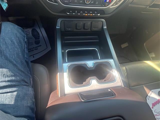 2017 GMC Sierra 1500 Crew Cab Short Box 4-Wheel Drive SLT