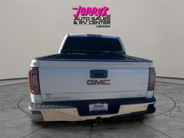 2017 GMC Sierra 1500 Crew Cab Short Box 4-Wheel Drive SLT