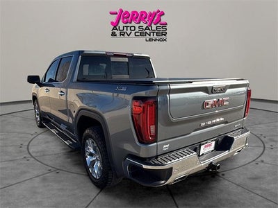 2020 GMC Sierra 1500 Crew Cab Short Box 4-Wheel Drive SLT