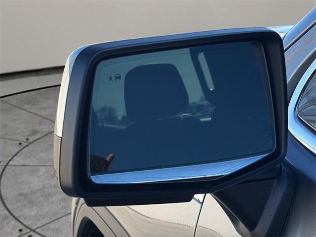 2020 GMC Sierra 1500 Crew Cab Short Box 4-Wheel Drive SLT